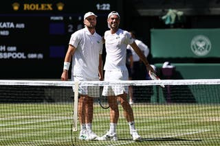 The pair sealed victory on their first championship point